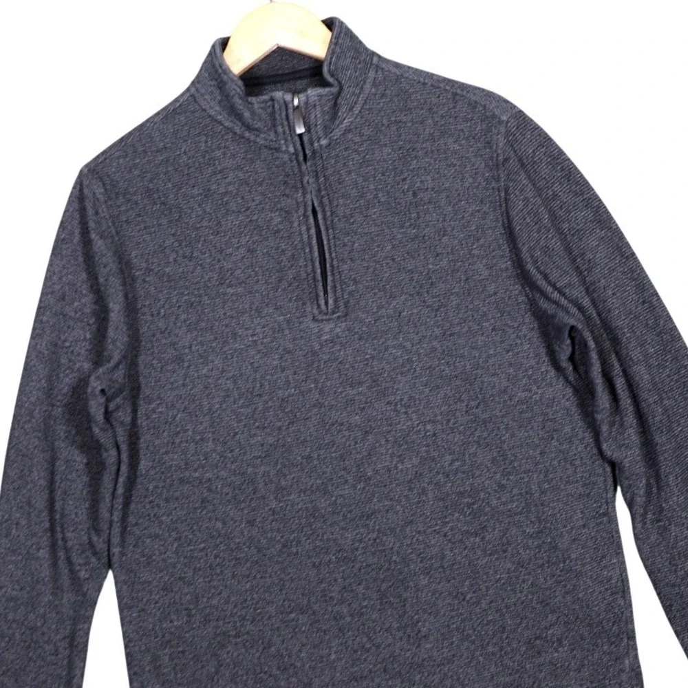 Van Heusen Men's Size Small‎ Quarter Zip Pullover Sweater Dark Gray
